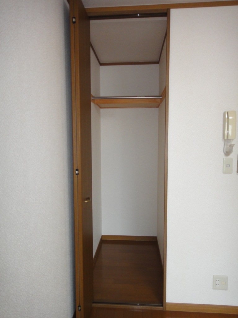 佐世保不動産賃貸アパート　大和町　サラサ